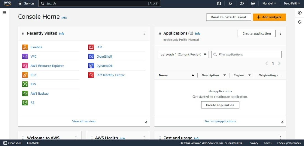 AWS Console cung cấp các công cụ AI để phát triển và triển khai mô hình thông minh