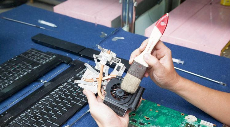 Cần bảo trì máy tính để tránh quá nhiệt